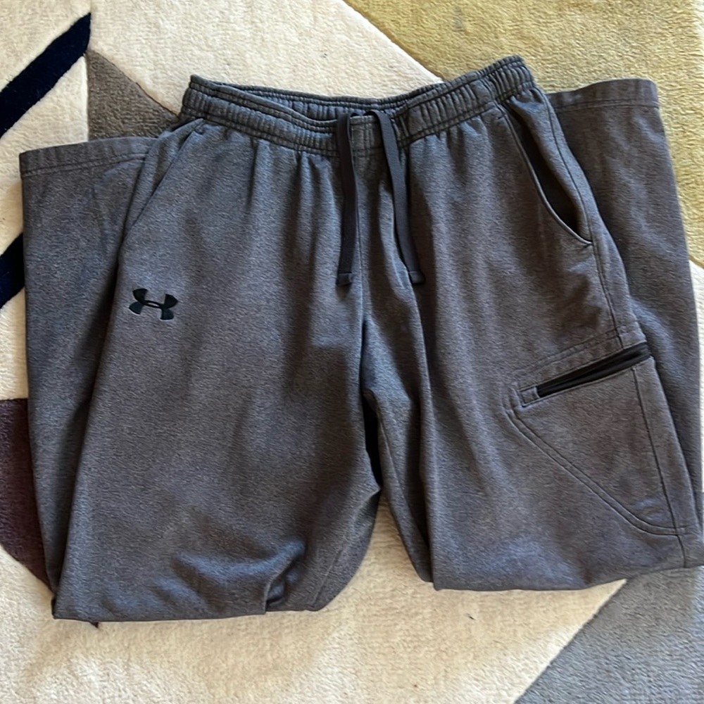 Under Armor Black Tank Top HeatGear Medium